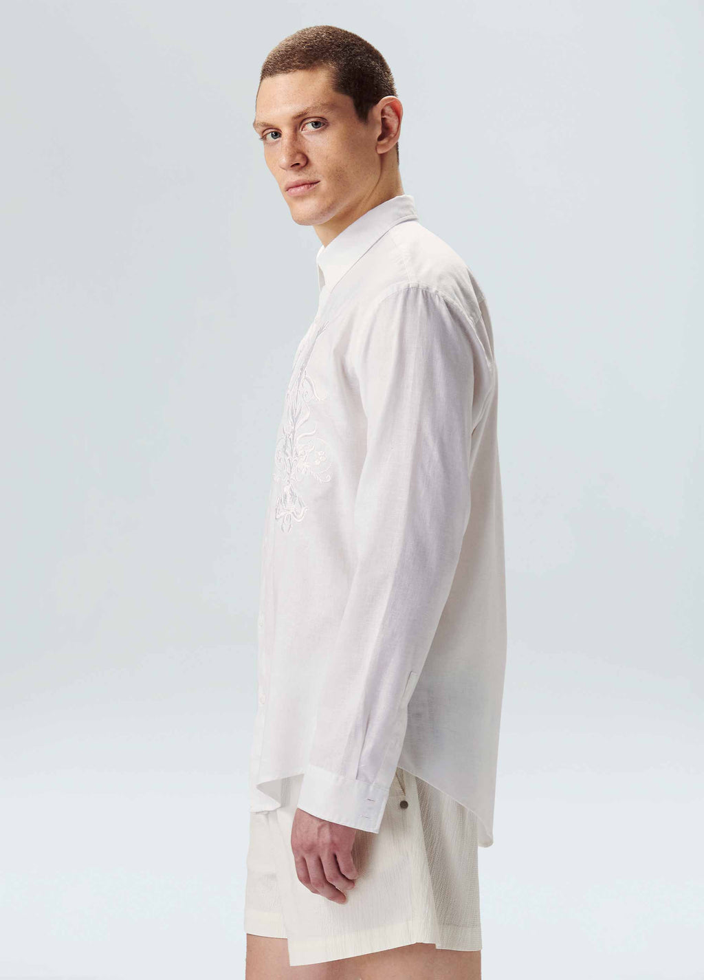 LOCAL EMBROIDERED LONG-SLEEVED SHIRT