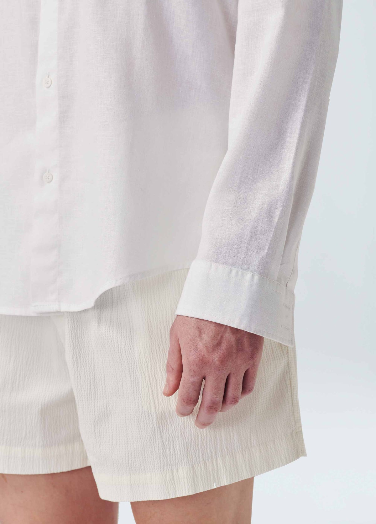 LOCAL EMBROIDERED LONG-SLEEVED SHIRT