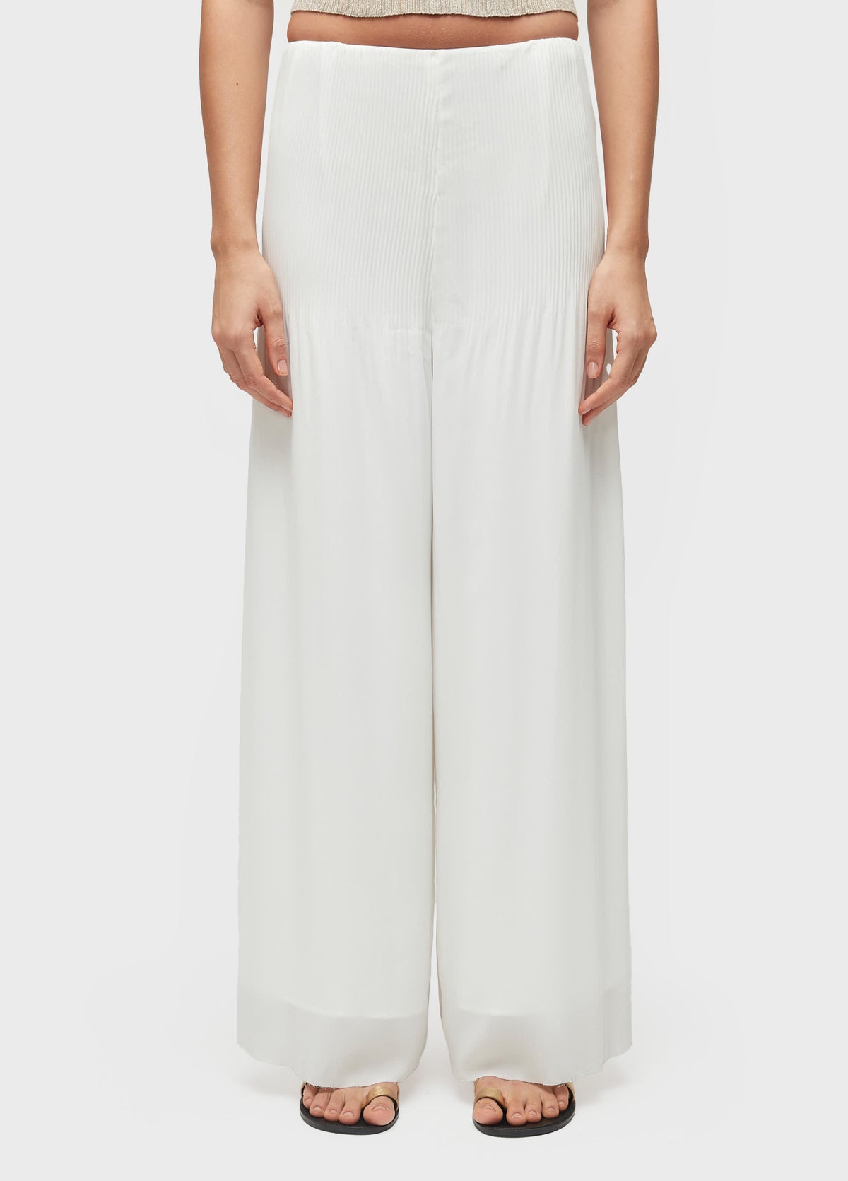PLEATED STRAIGHT-LEG TROUSERS