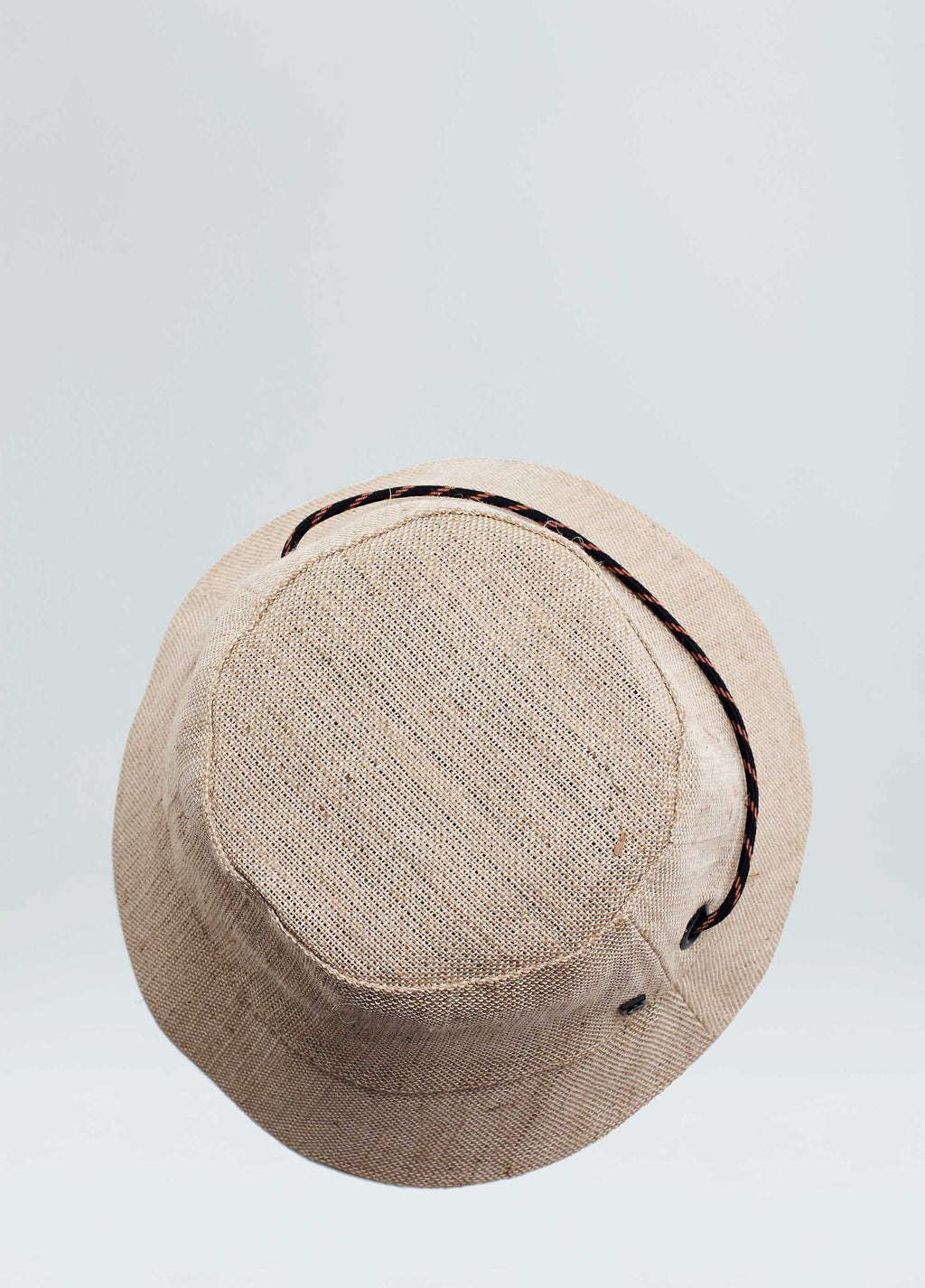 JUTE HAT WITH STRING