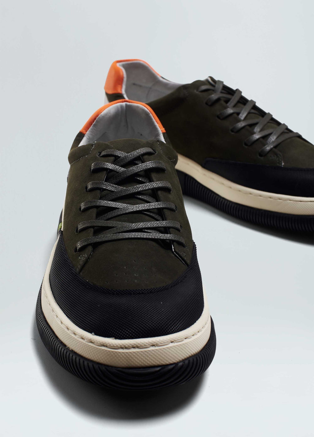 HYBRID LACES NUBUCK SNEAKERS