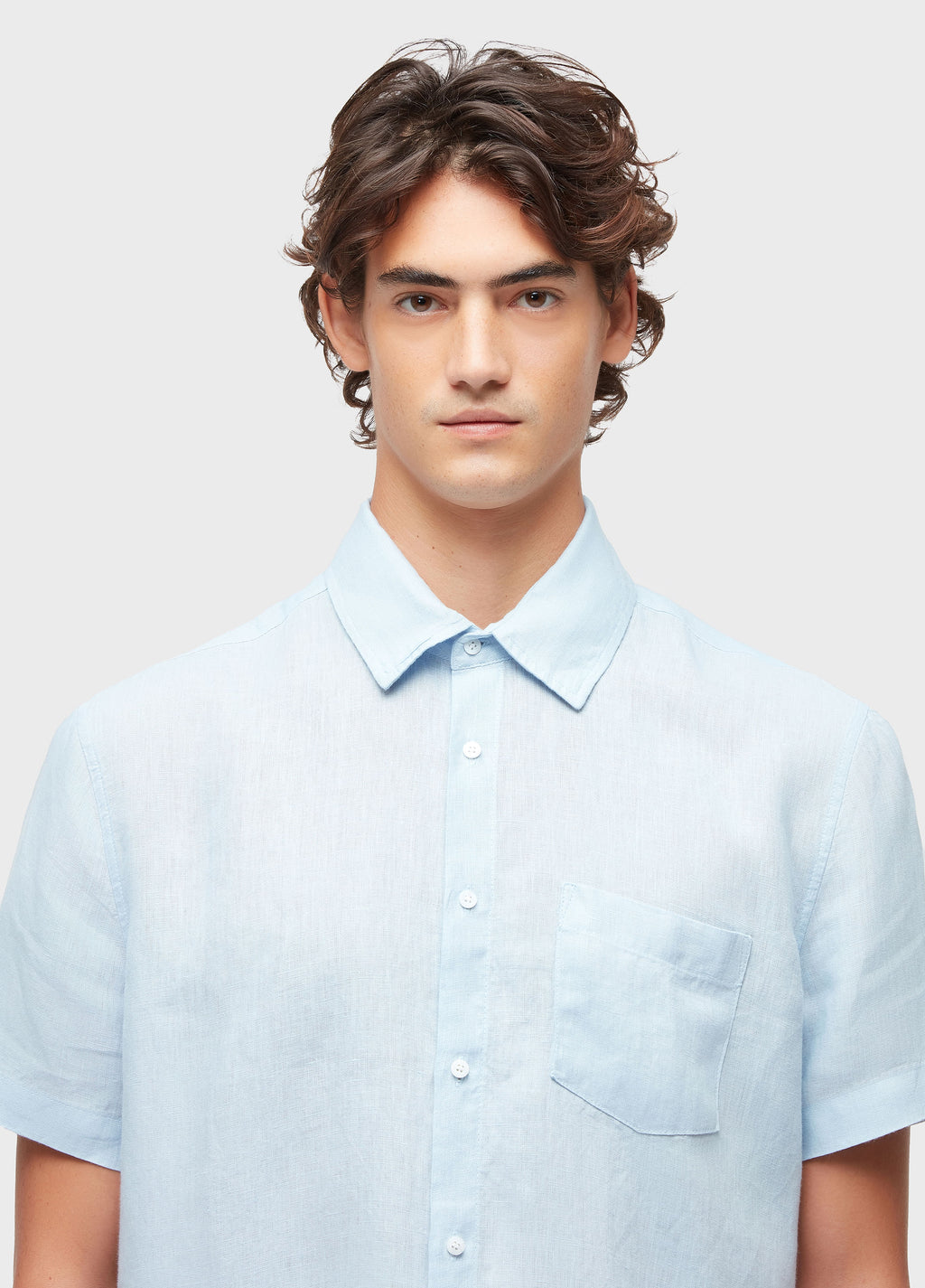 CLASSIC LINEN SHORT-SLEEVED SHIRT