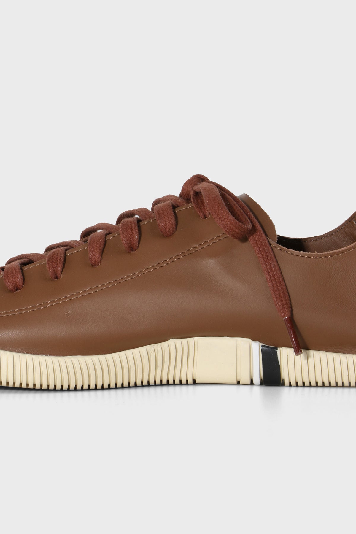ARPOADOR SOFT SNEAKERS