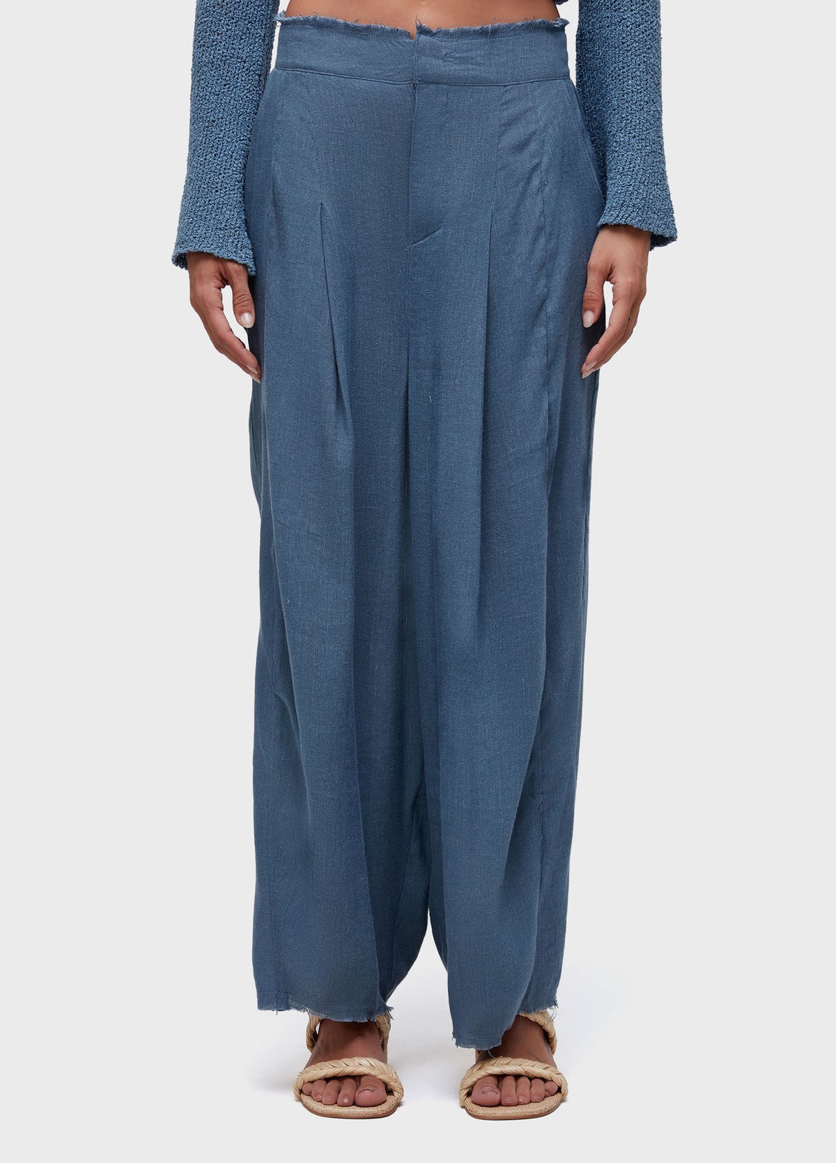 PLEATED RECYCLED LINEN TROUSERS