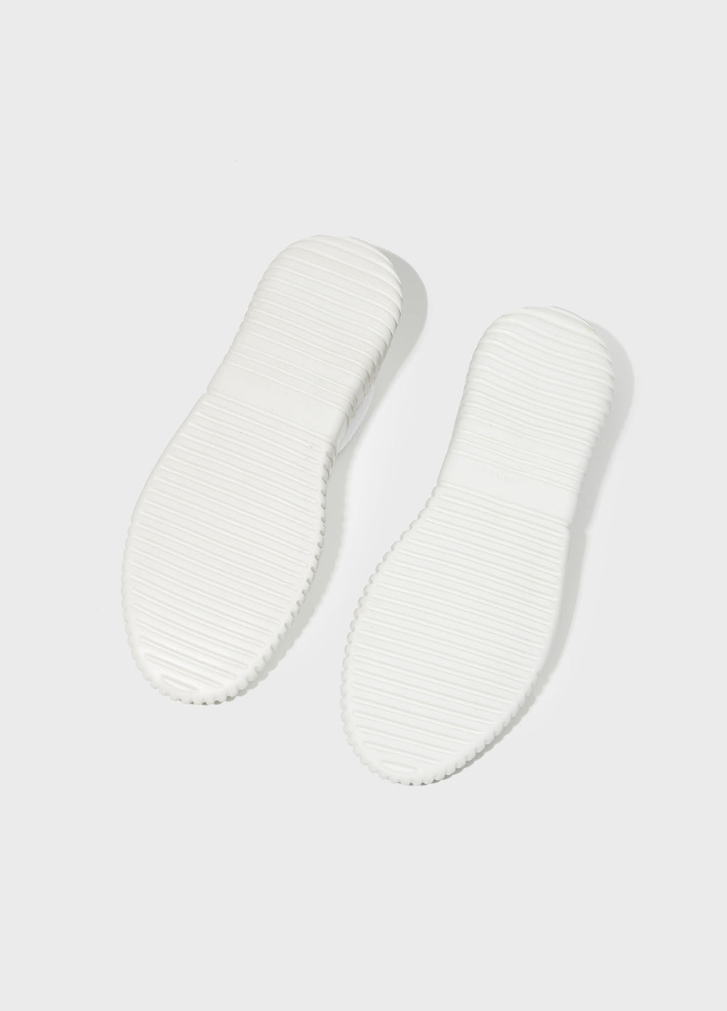 ARPX LOOP MONOCHROMATIC SNEAKERS