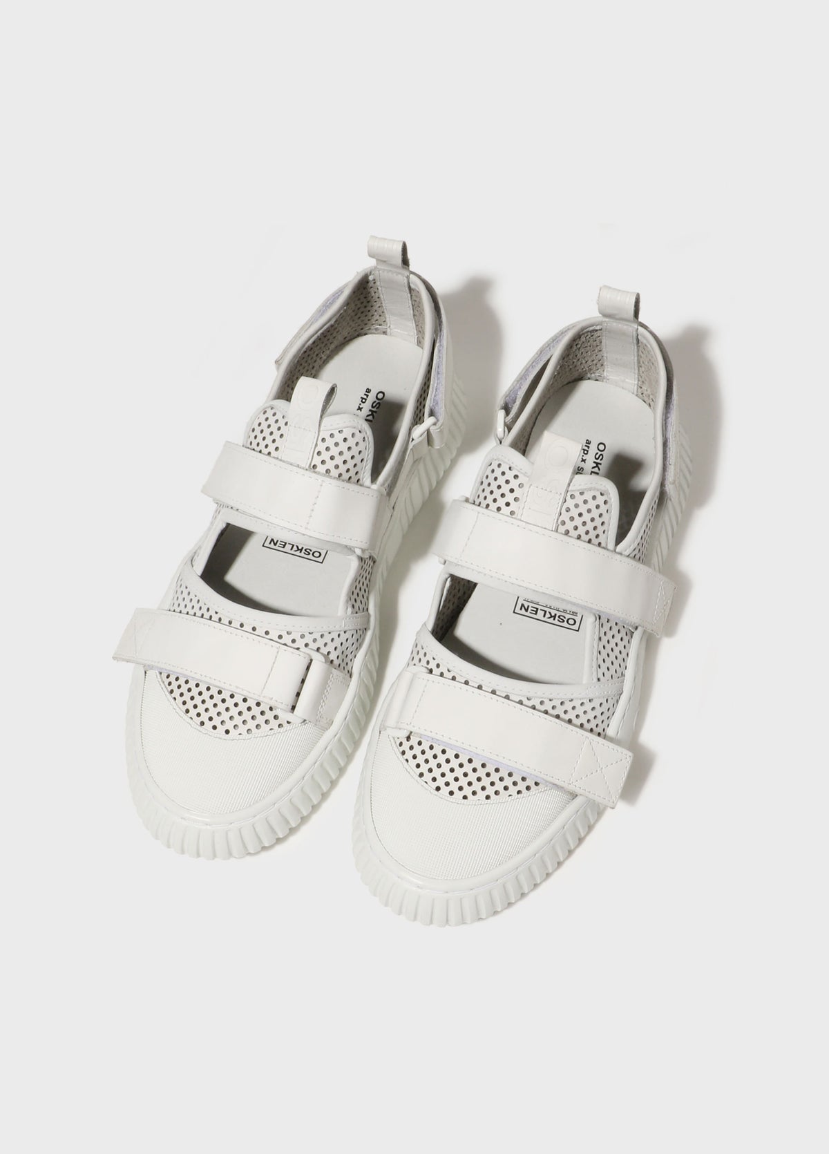 ARPX BALANCE PERFORATED SNEAKERS