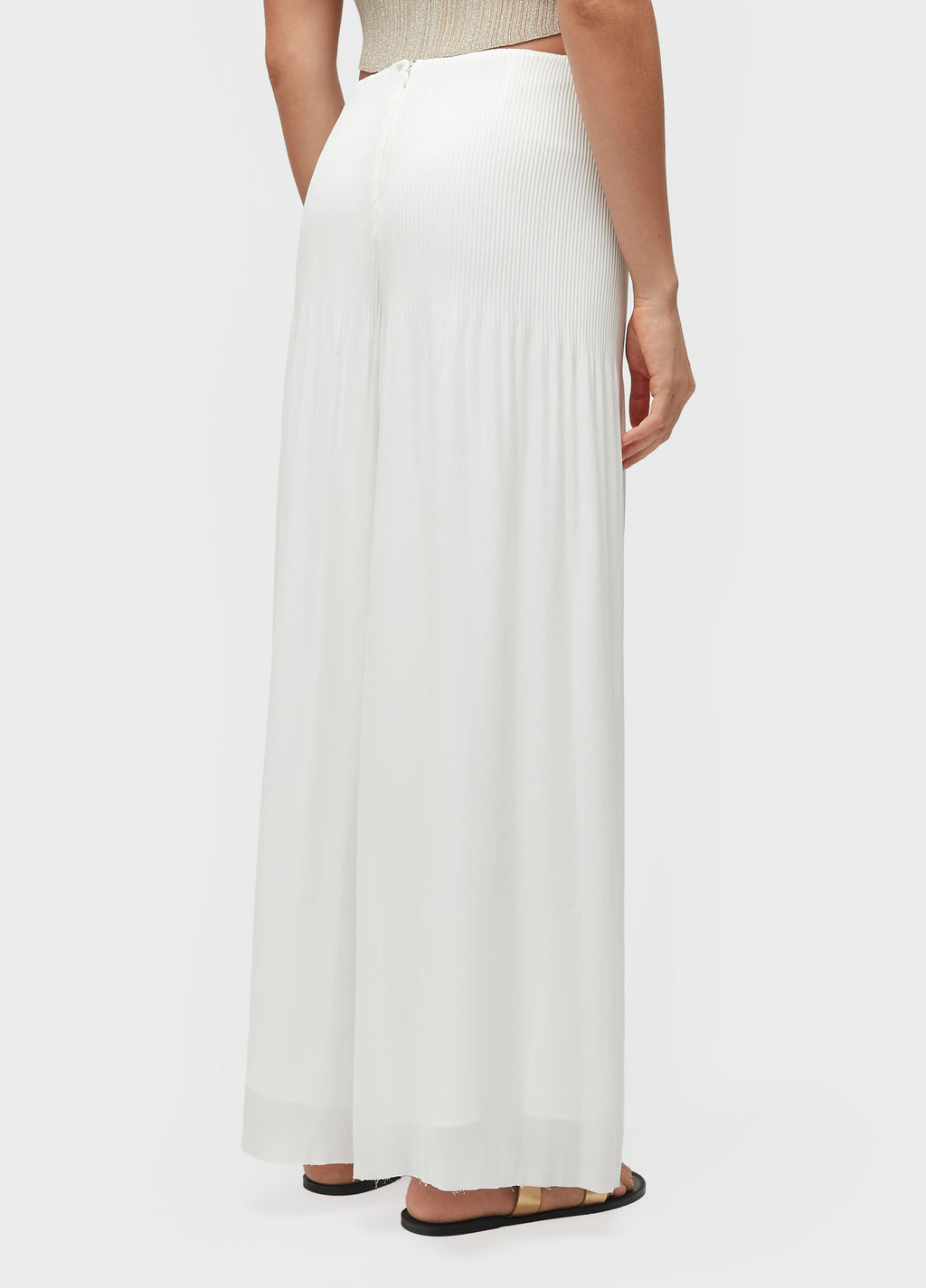 PLEATED STRAIGHT-LEG TROUSERS