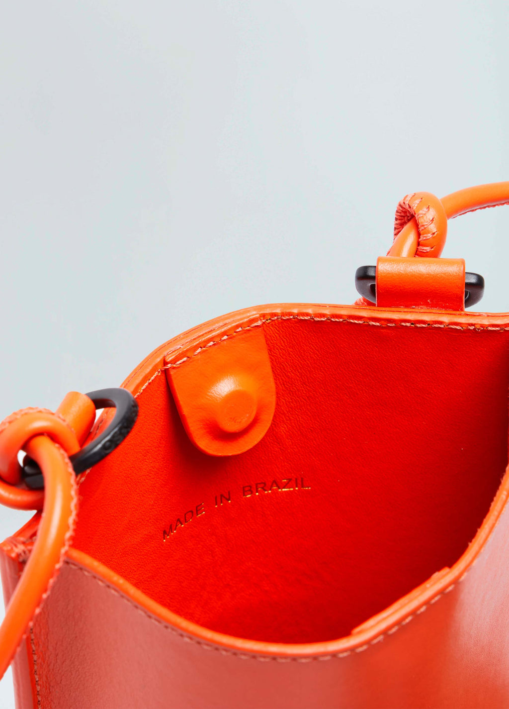 FLAT TAPE PHONE BAG