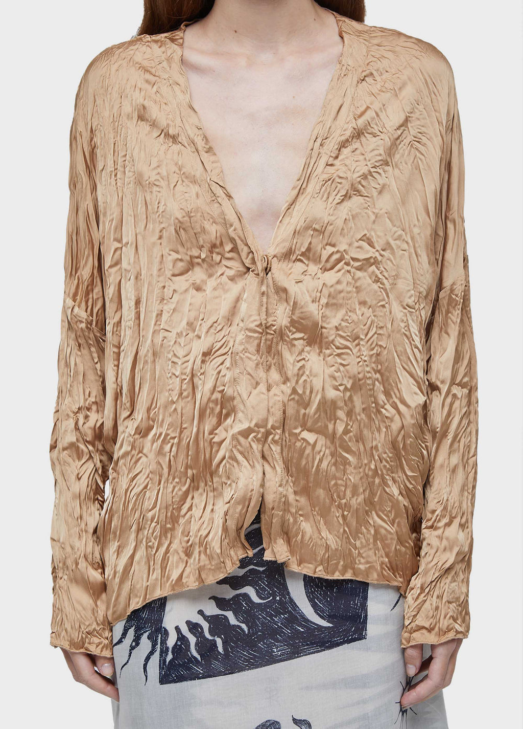 WRINKLED SATIN LONG-SLEEVED SHIRT
