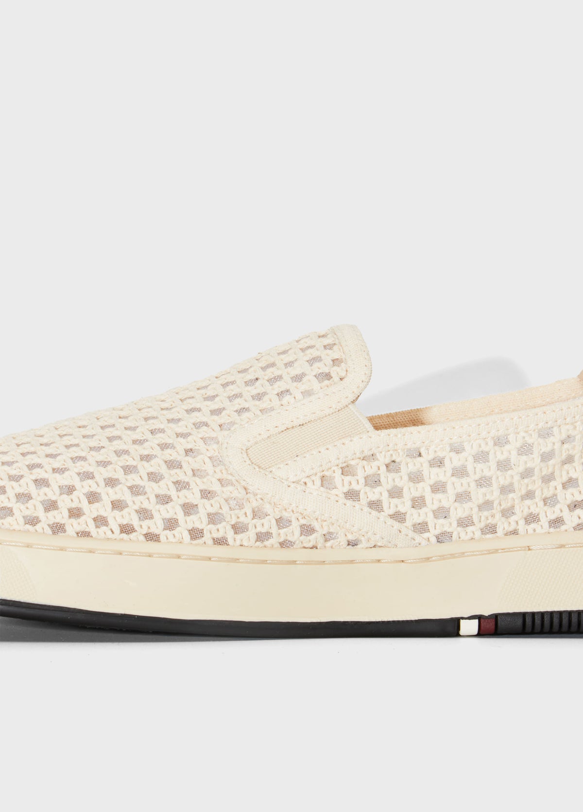 SOHO MESH SNEAKERS
