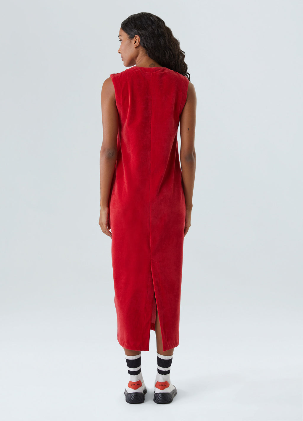 FIT PLUSH DRESS