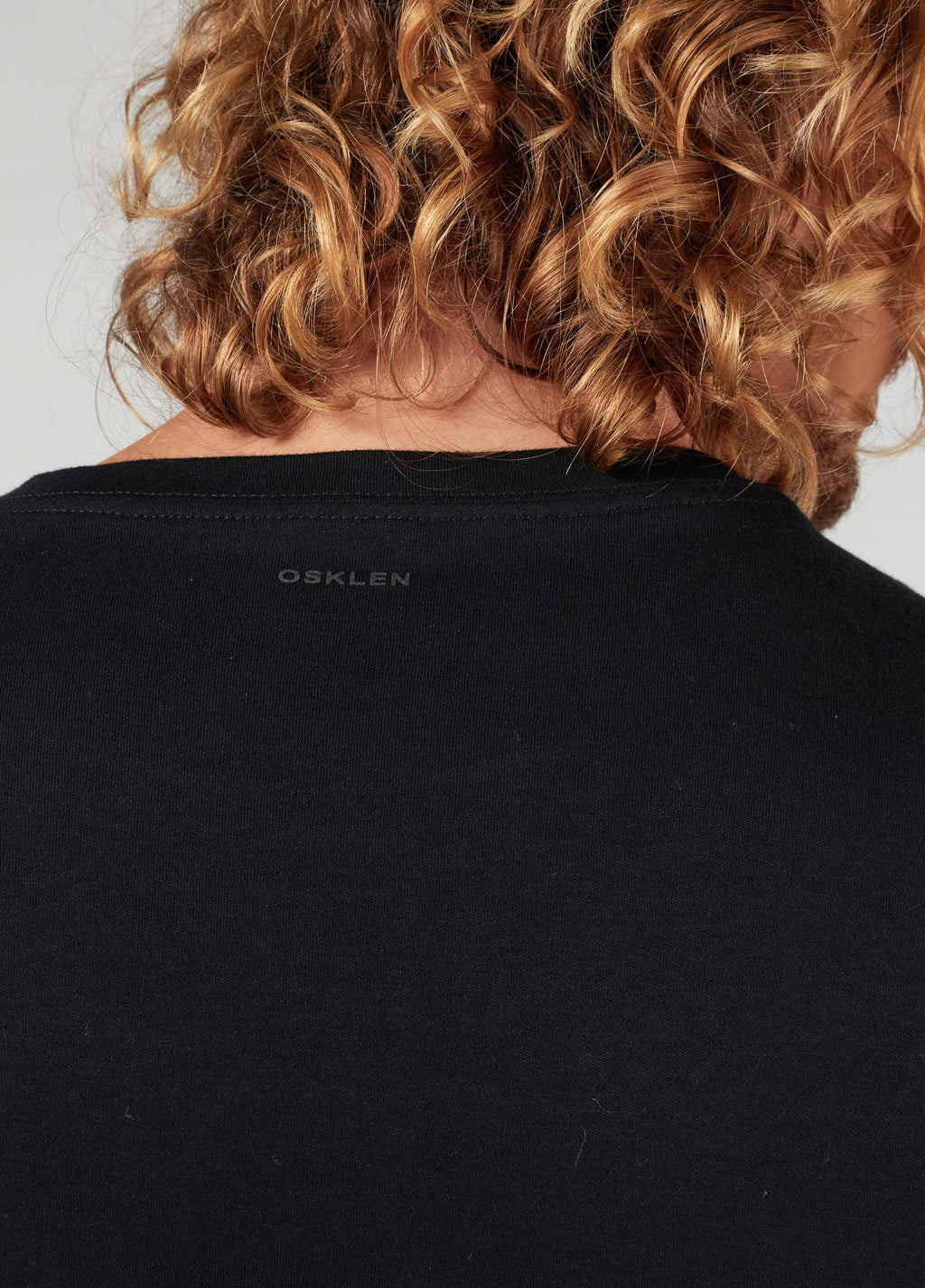 SUEDED BLACK T-SHIRT