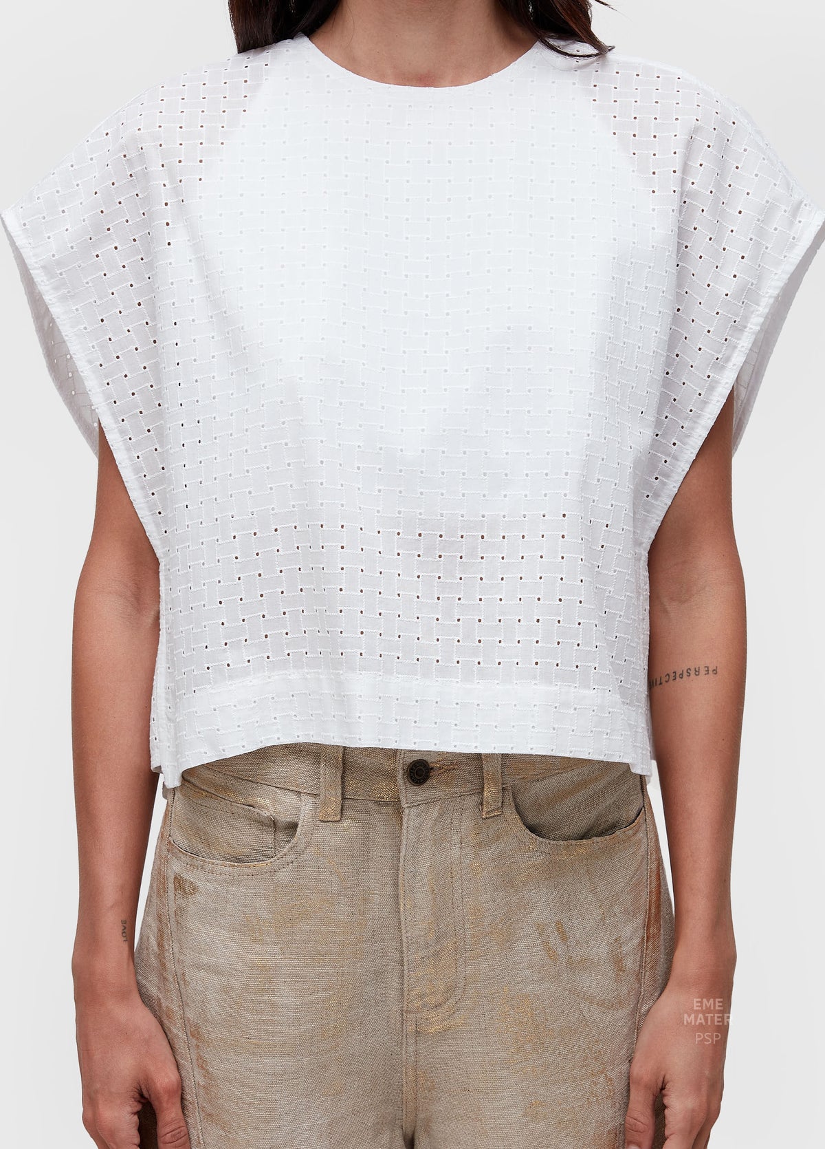EYELET BLOUSE
