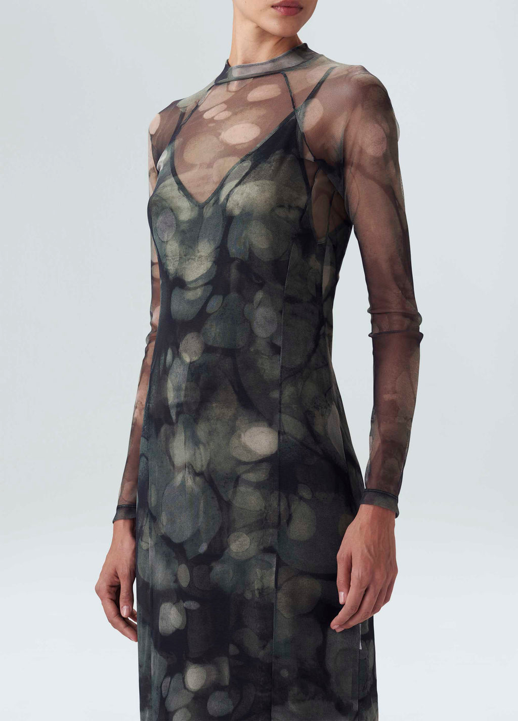 FUNGUS TULLE LONG SLEEVE DRESS