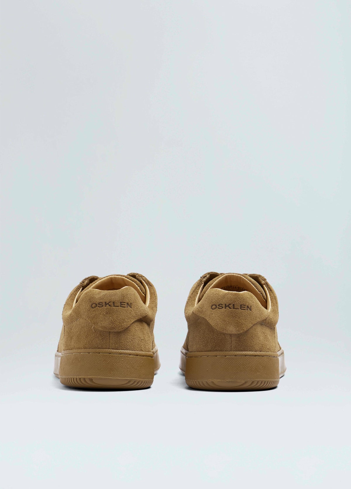 SOHO SUEDE COLOR SOLE SNEAKER M