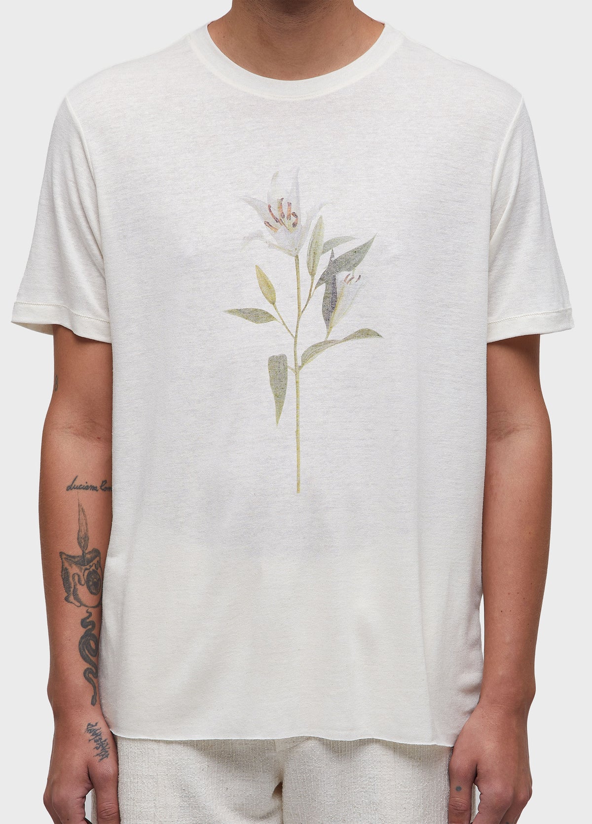 LILY LIGHT LINEN SHORT-SLEEVED T-SHIRT