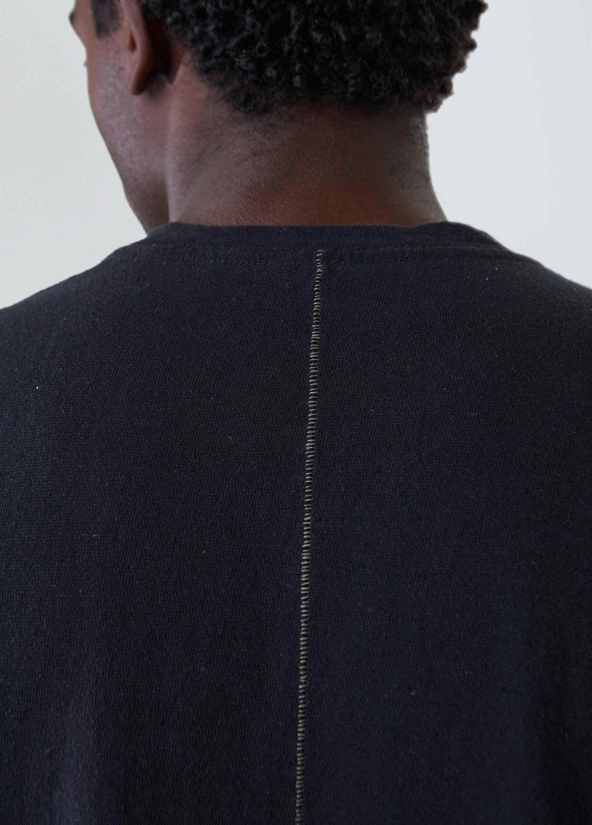 T-SHIRT WITH BACK CUTOUT AND SHORT SLEEVES