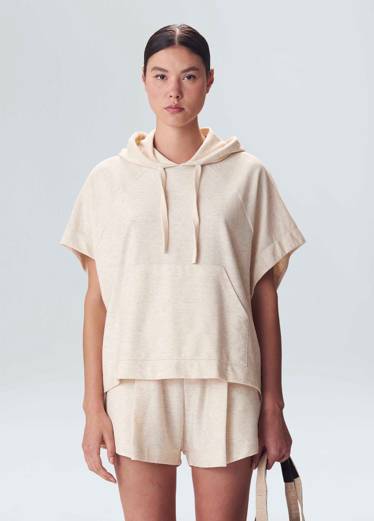 SLEEVELESS HOOD TEXTURE