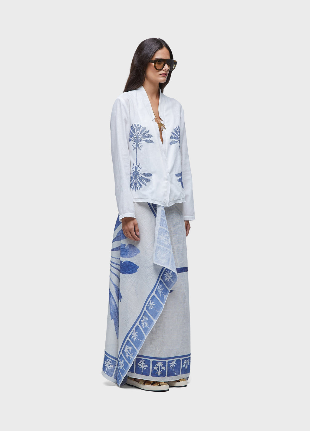 EMBROIDERED TILE BLAZER