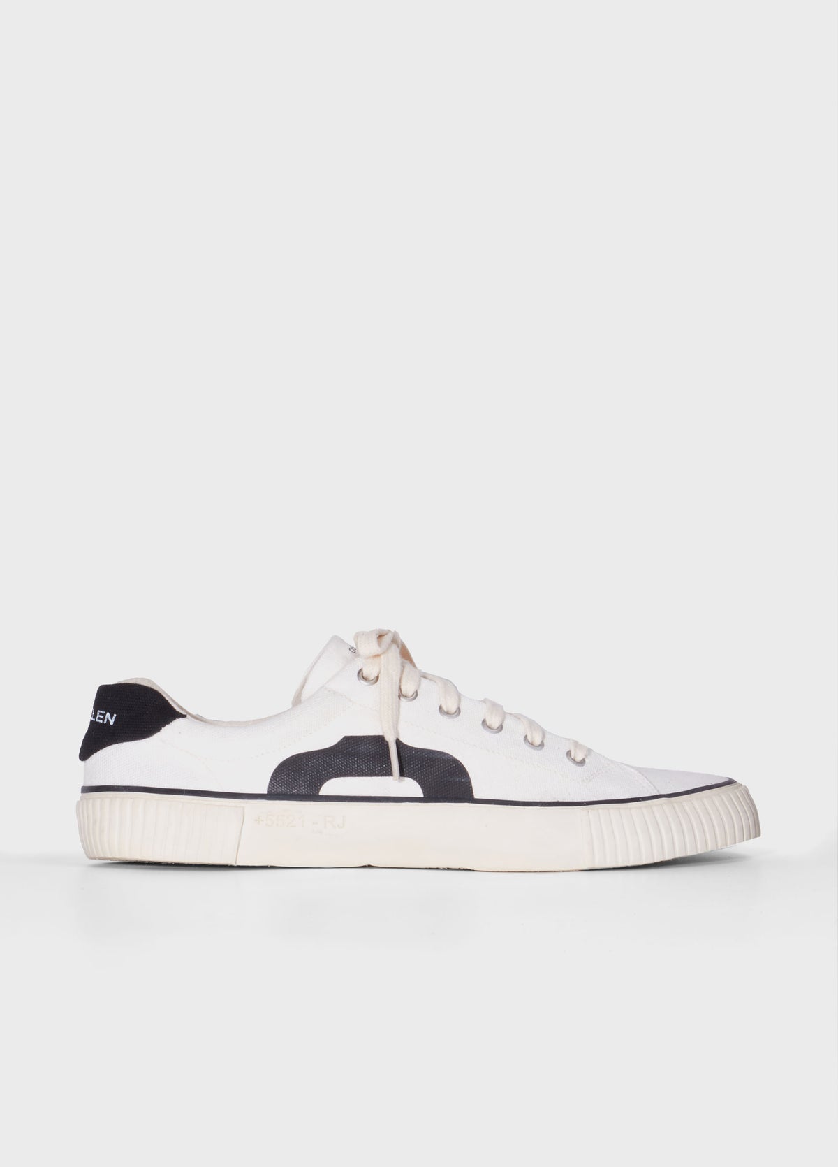 CANVAS SNEAKER 5521
