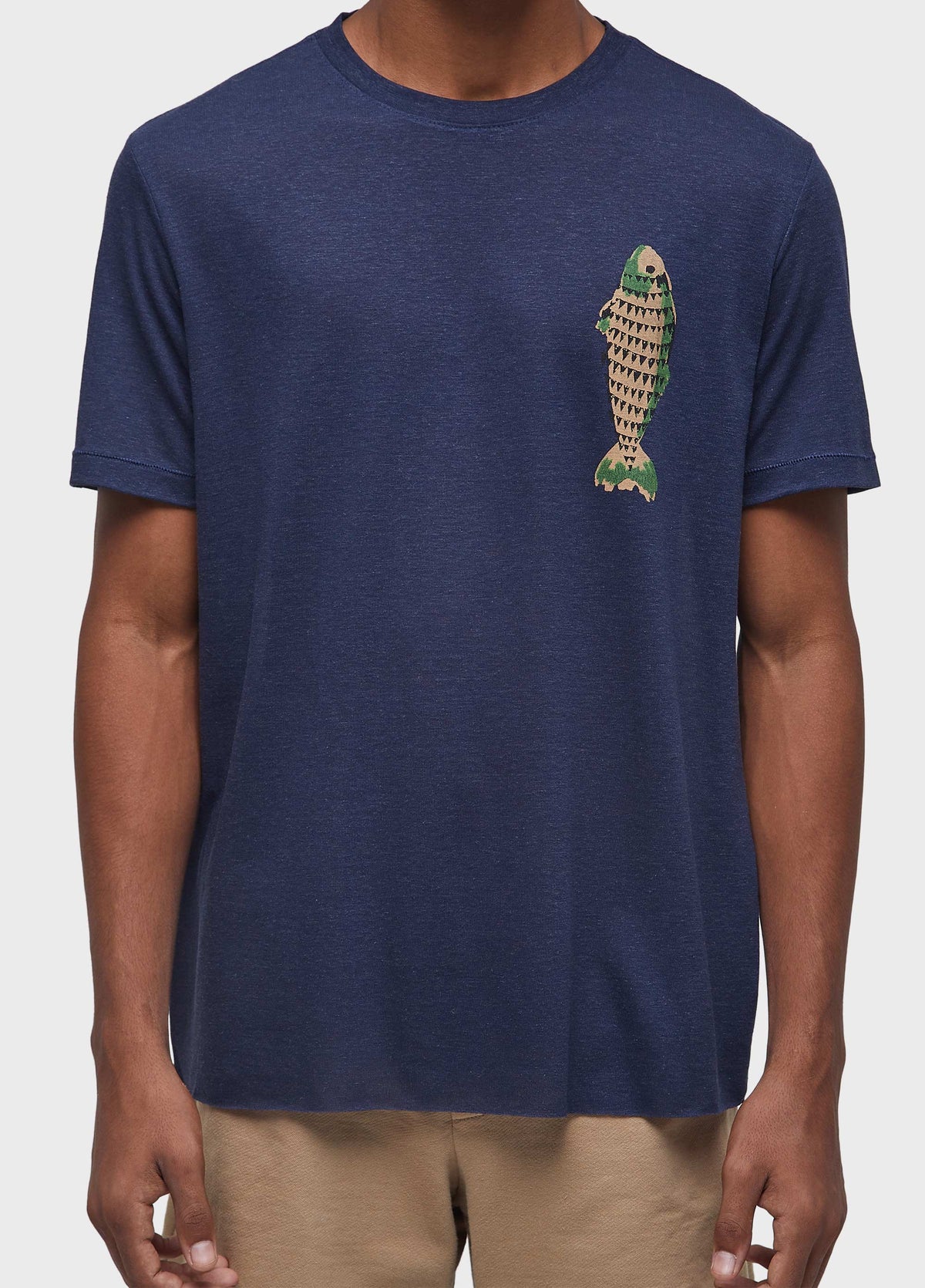 LIGHT LINEN FISH SHORT SLEEVE T-SHIRT