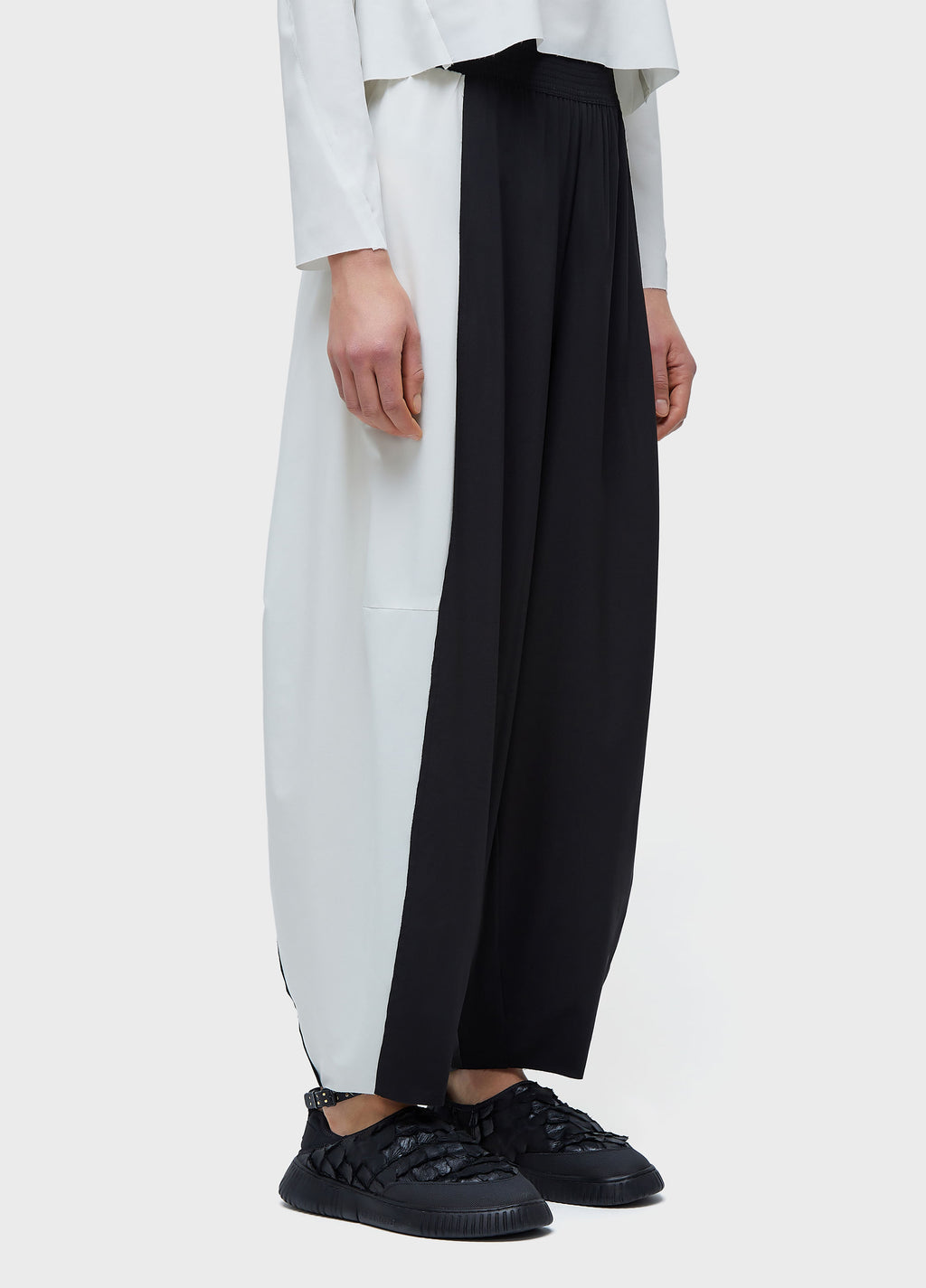 SUPERLIGHT TWO-TONE BALLOON PANTS