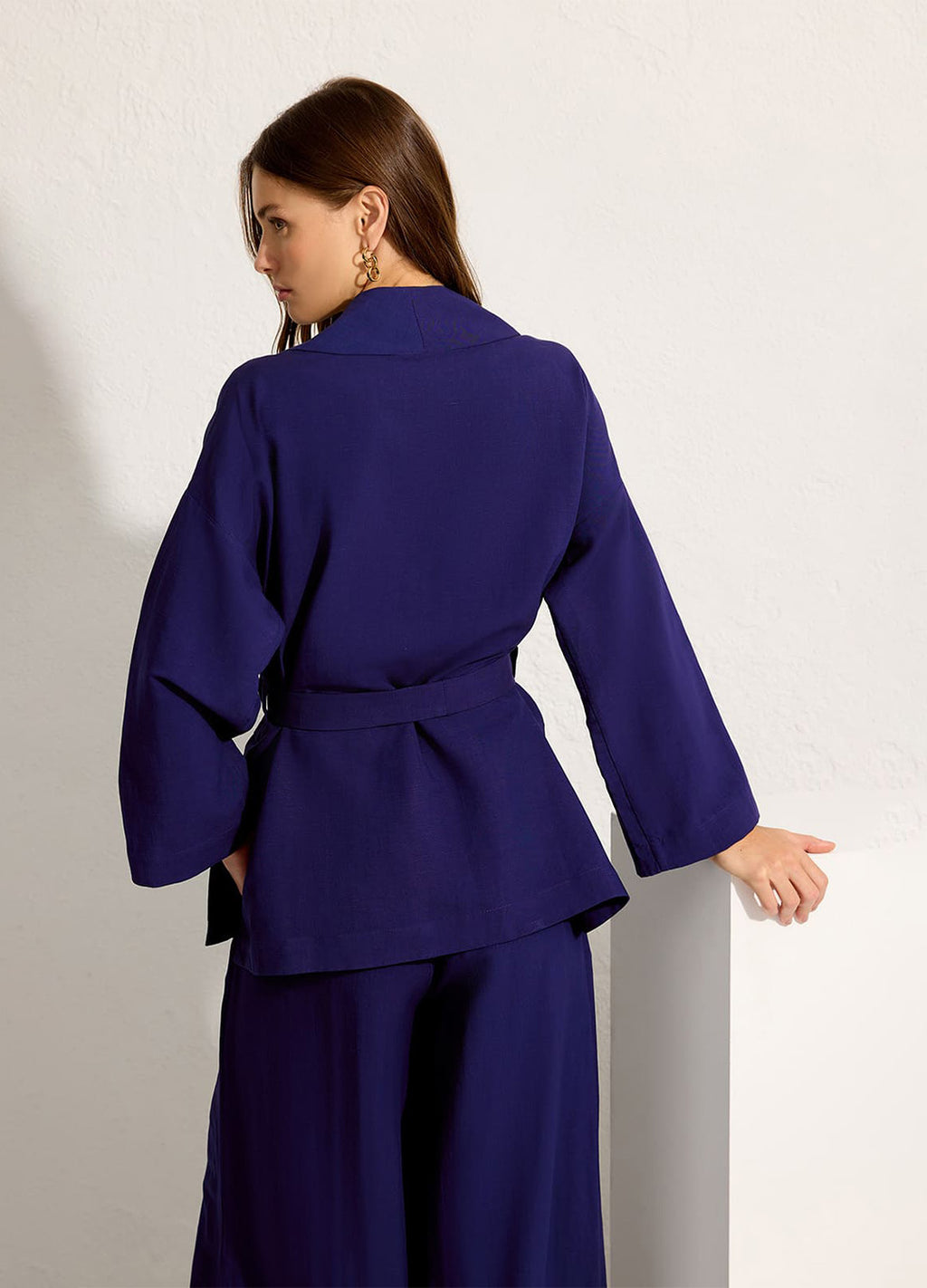 TIE-FRONT KIMONO