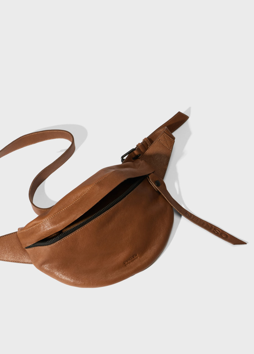 E-BASICS LEATHER FANNY PACK