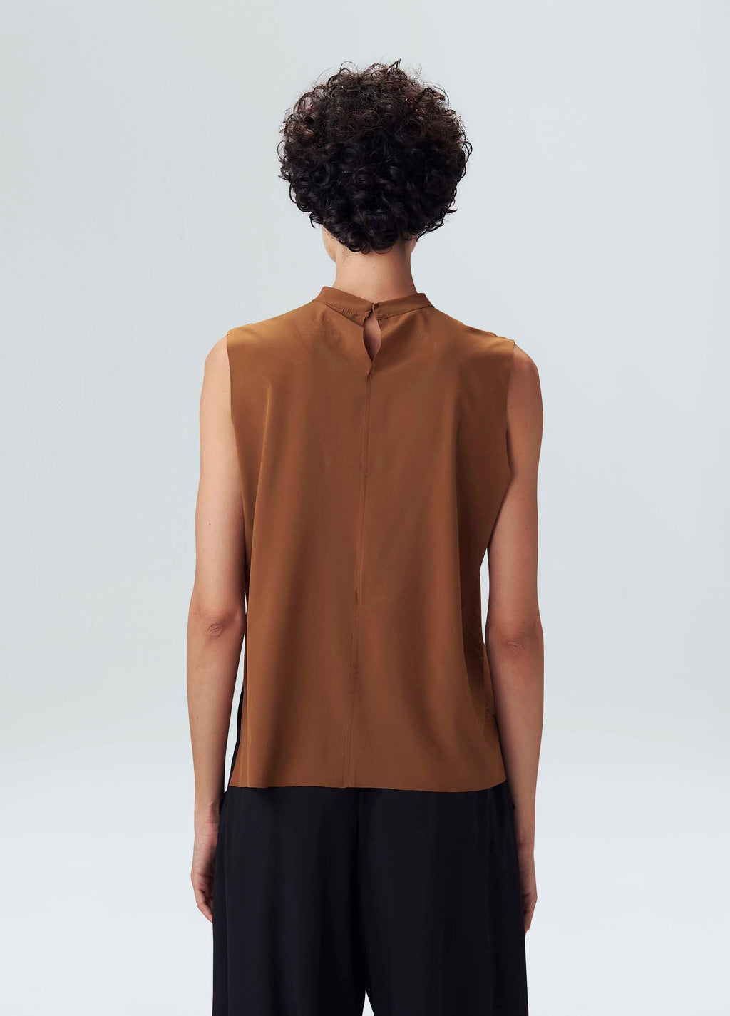 SUPERLIGHT TURTLENECK BLOUSE