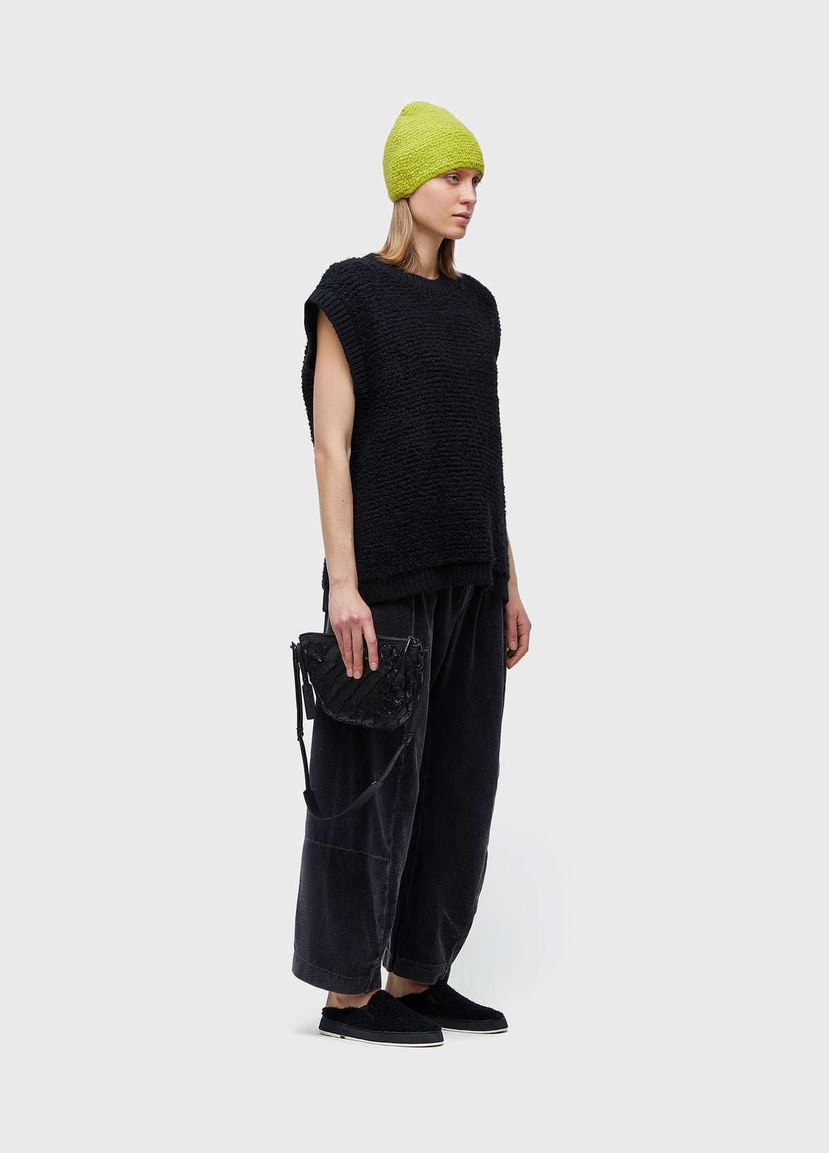 FURRY KNIT VEST