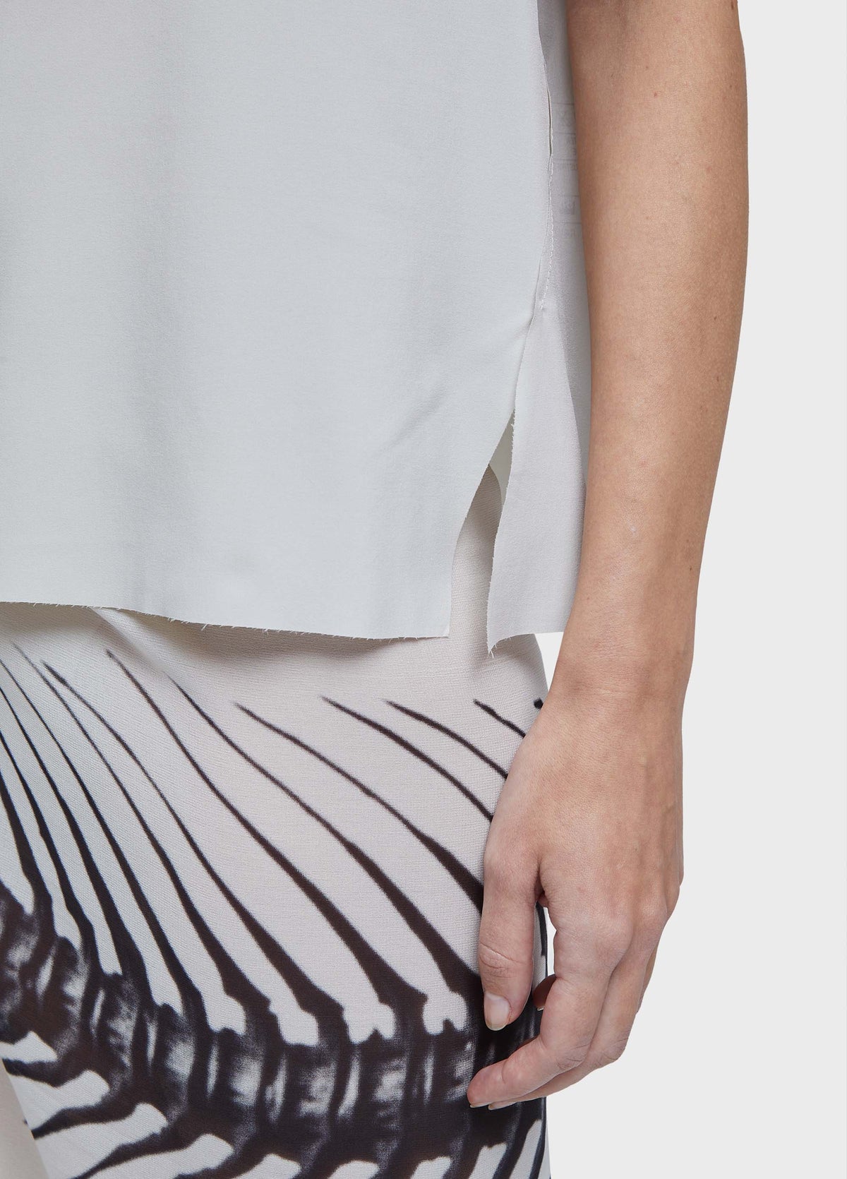 SUPERLIGHT COLLARED BLOUSE