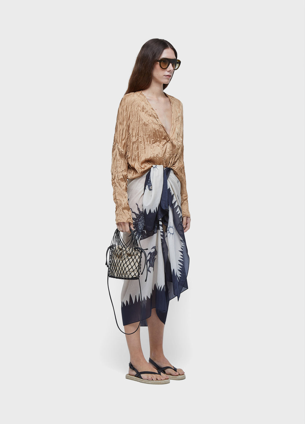 WRINKLED SATIN LONG-SLEEVED SHIRT