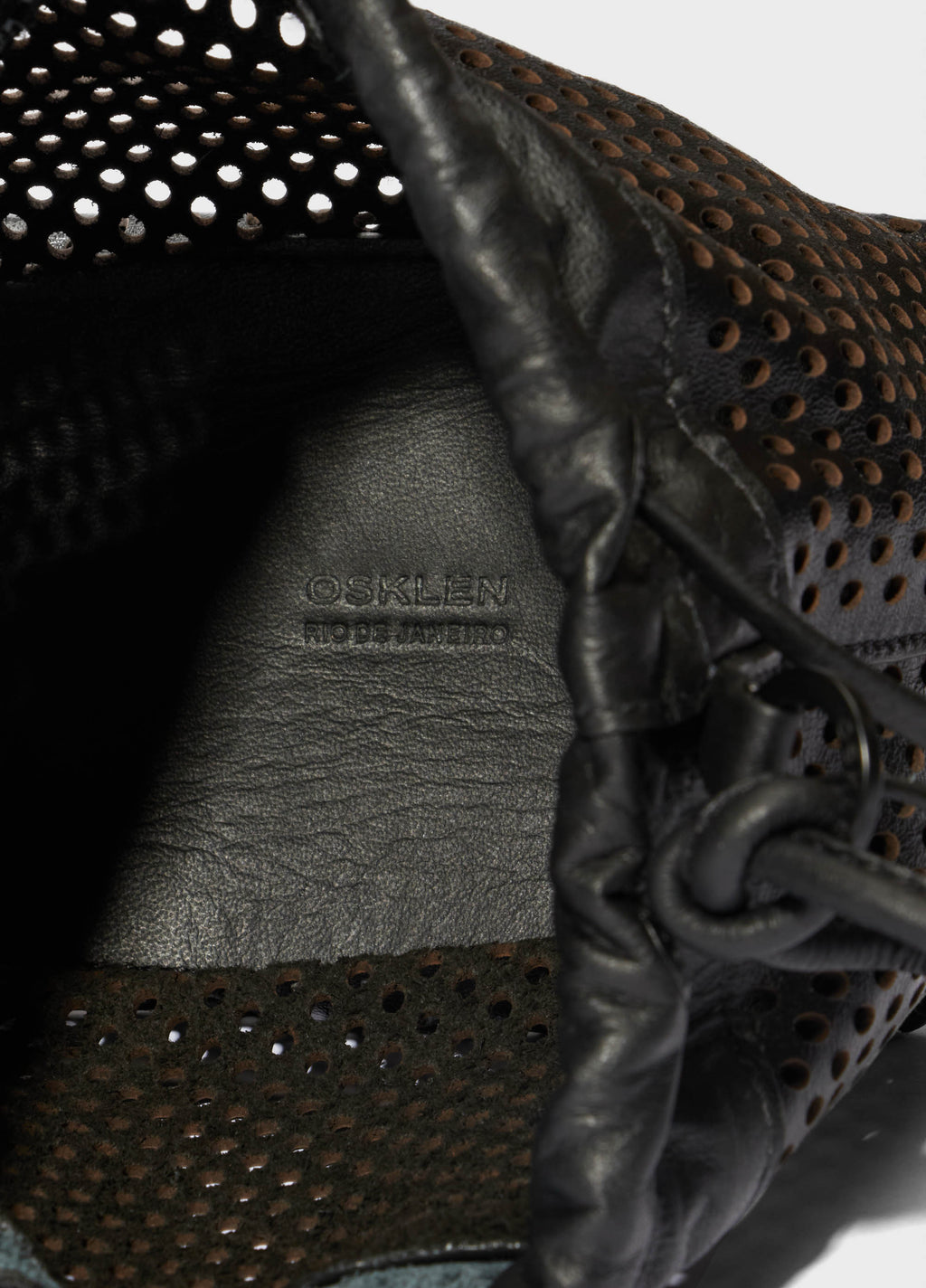 MICRO-PERFORATED DRAWSTRING BAG