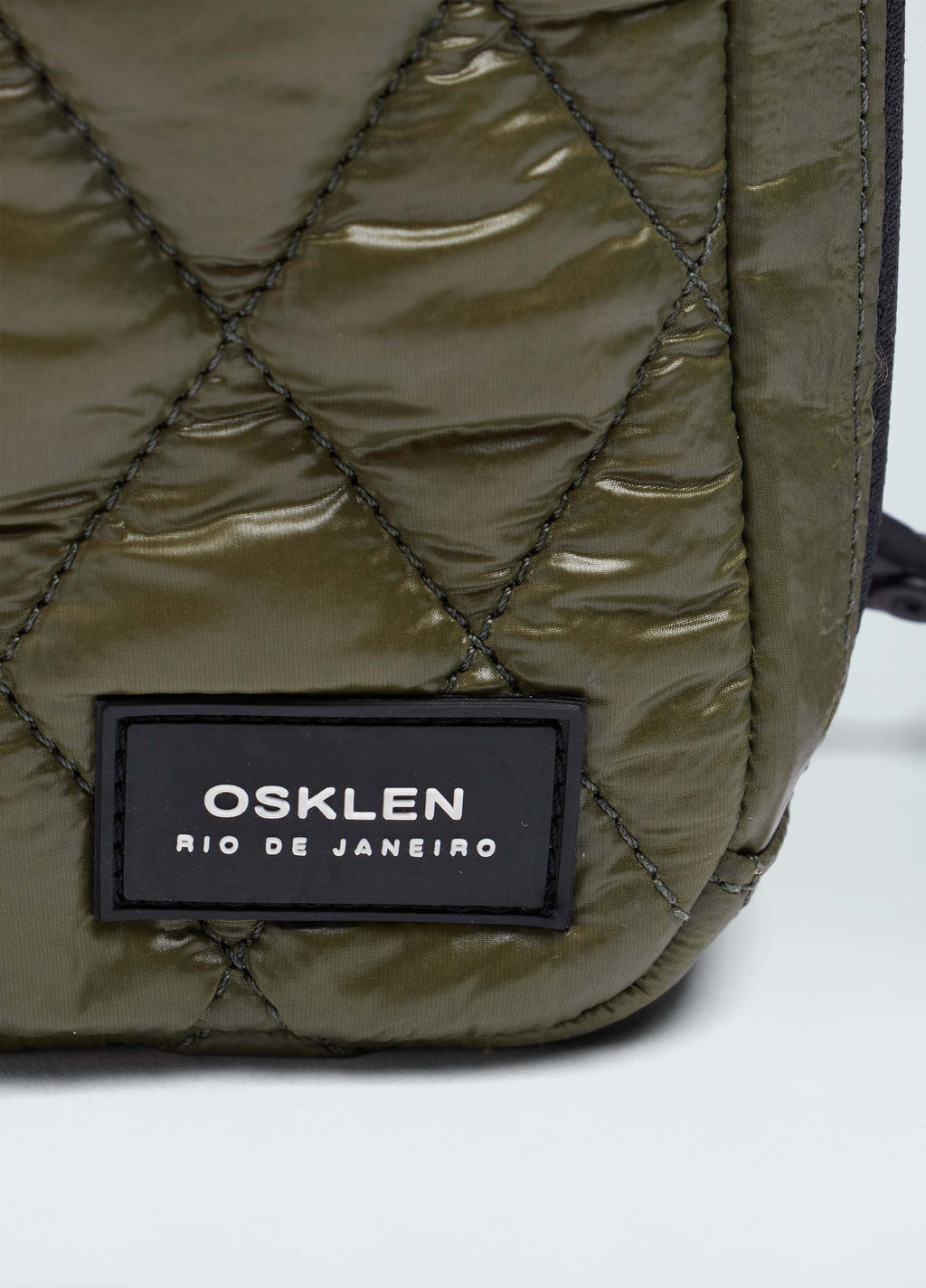 QUILTED PHONE BAG