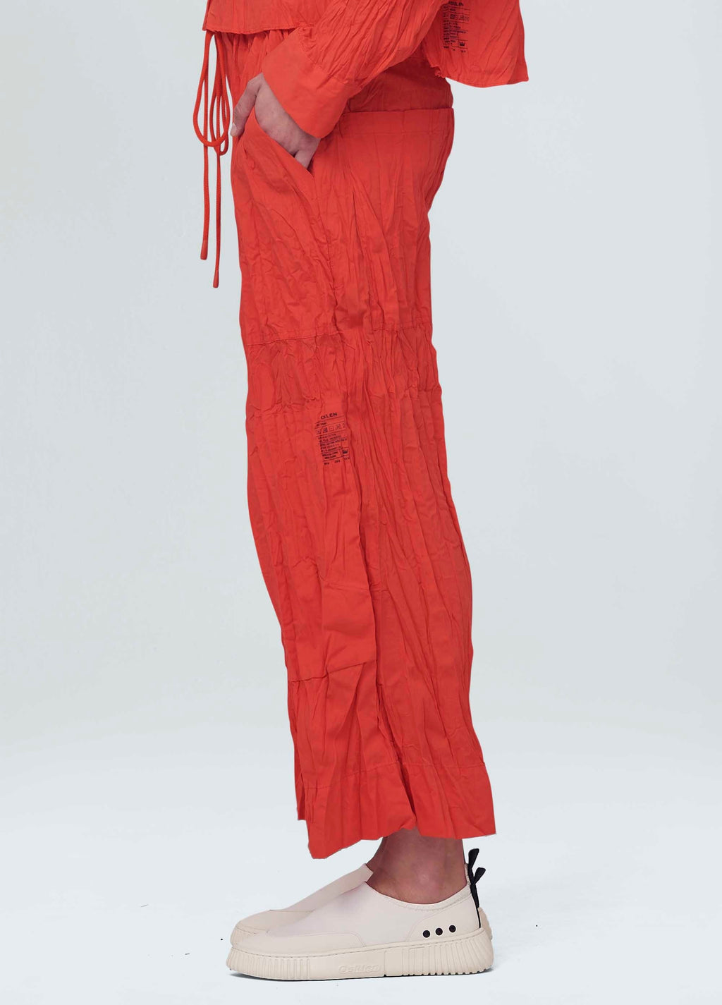 WRINKLED TRICOLINE PANTS