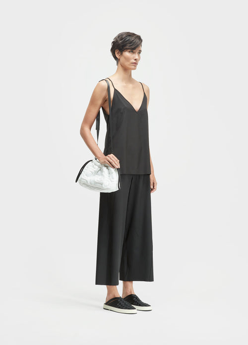 SUPERLIGHT STRAP BLOUSE