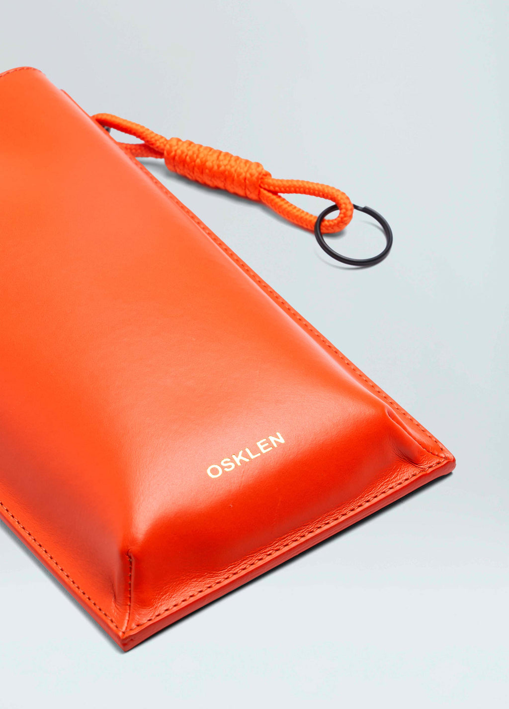 FLAT TAPE PHONE BAG