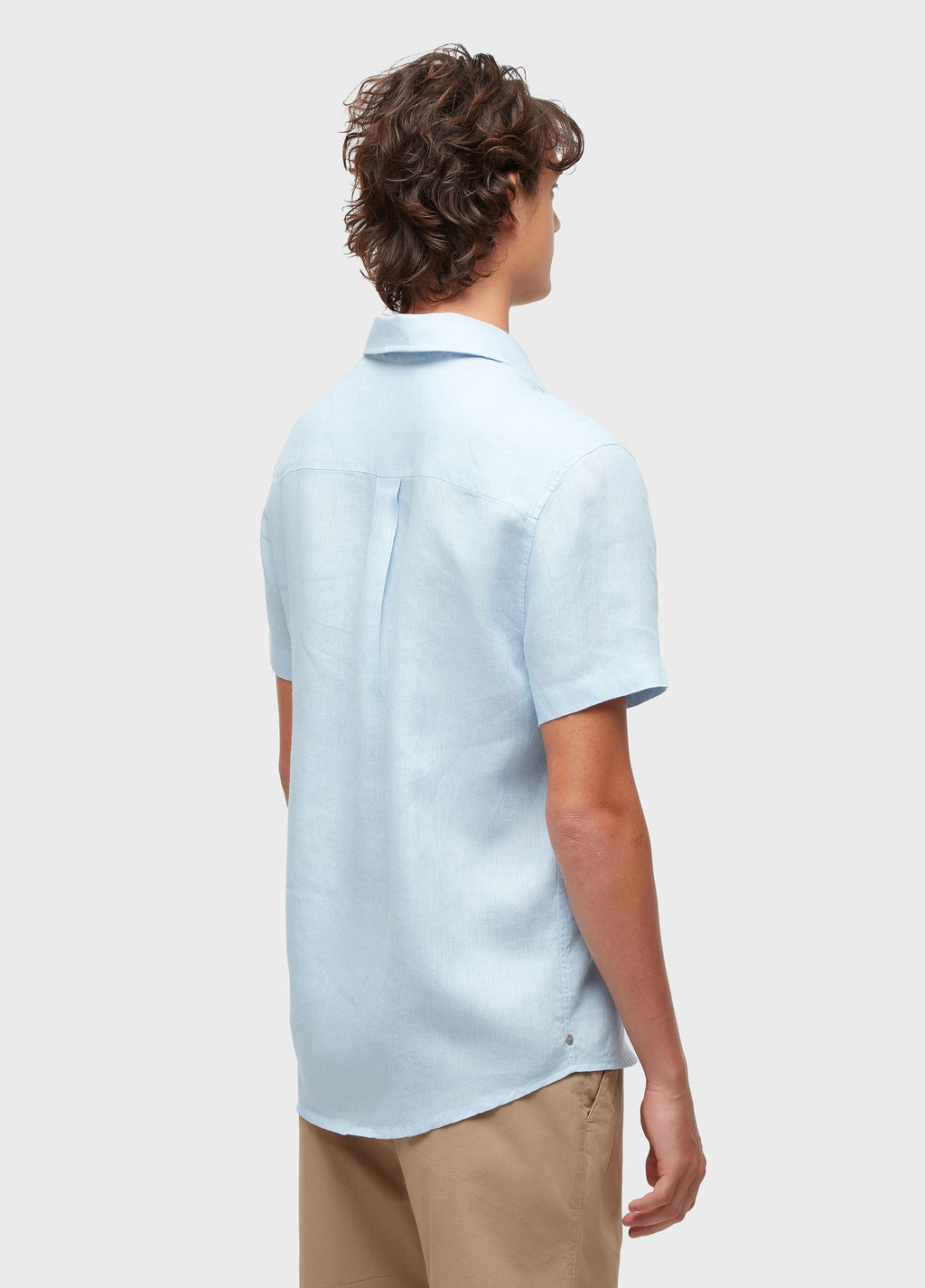 CLASSIC LINEN SHORT-SLEEVED SHIRT