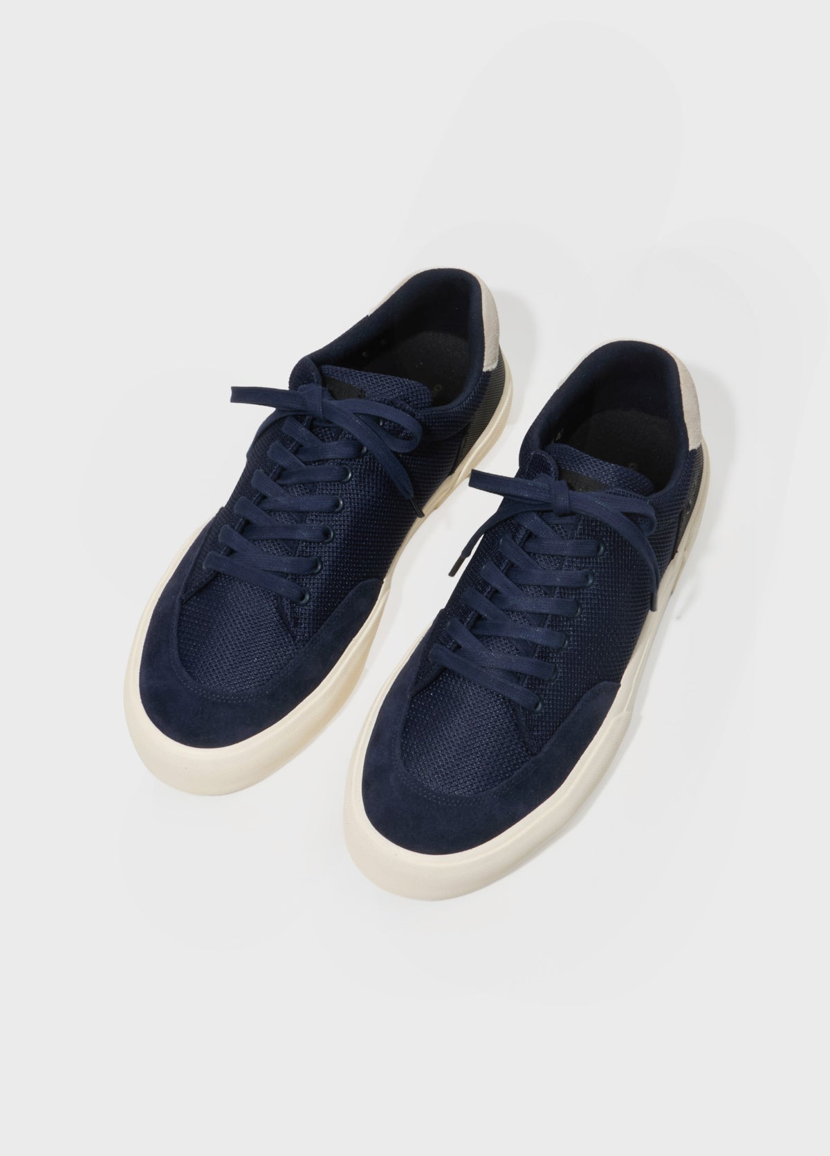 TÊNIS LIGHT LACES M