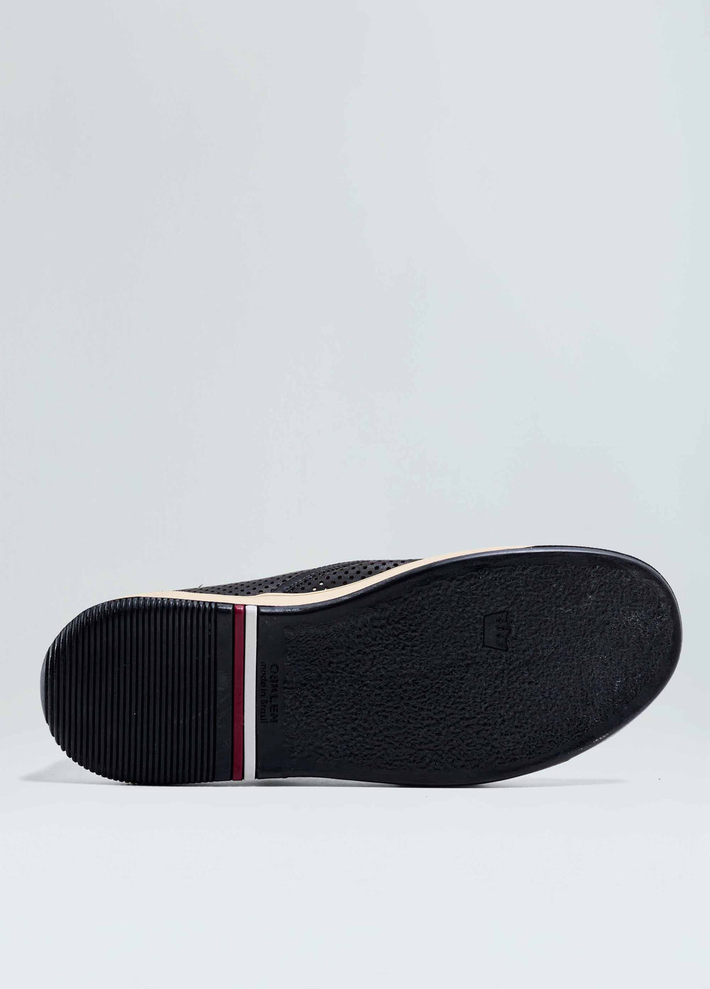 BOSSANOVA PERFORATED SNEAKERS M