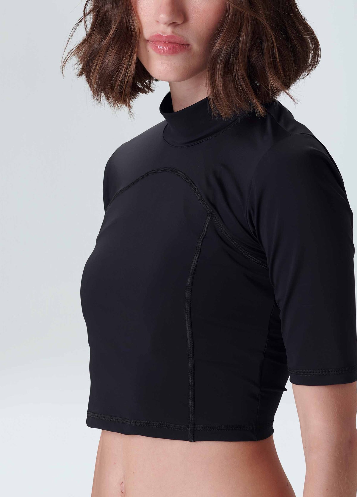FIT TOP WITH CUTOUTS