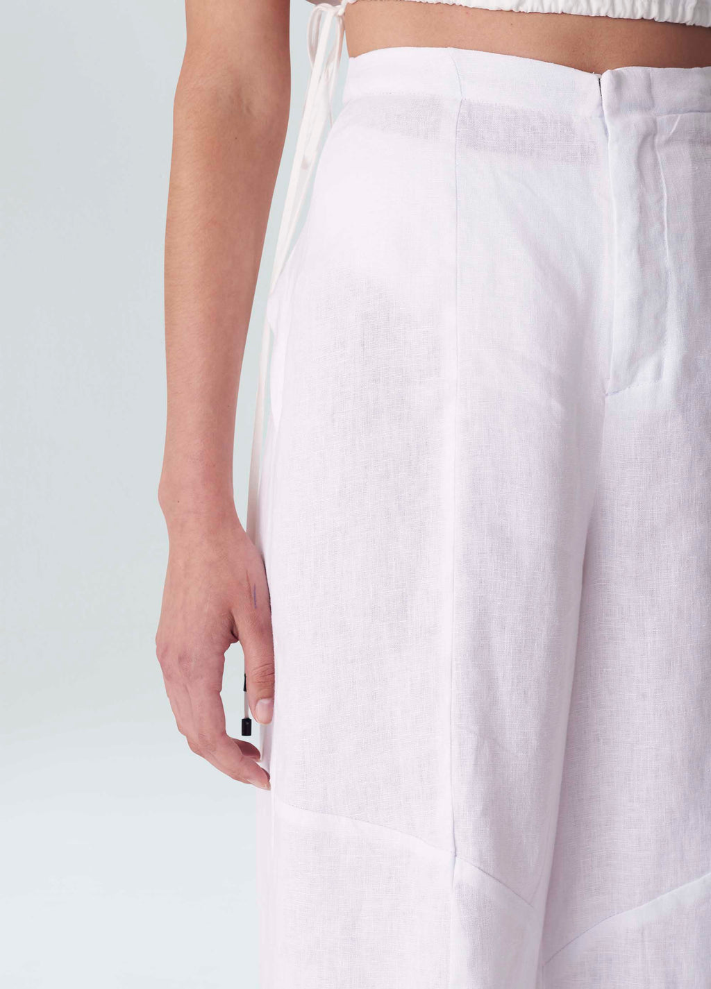 PANTS CUT-OUT SUIT