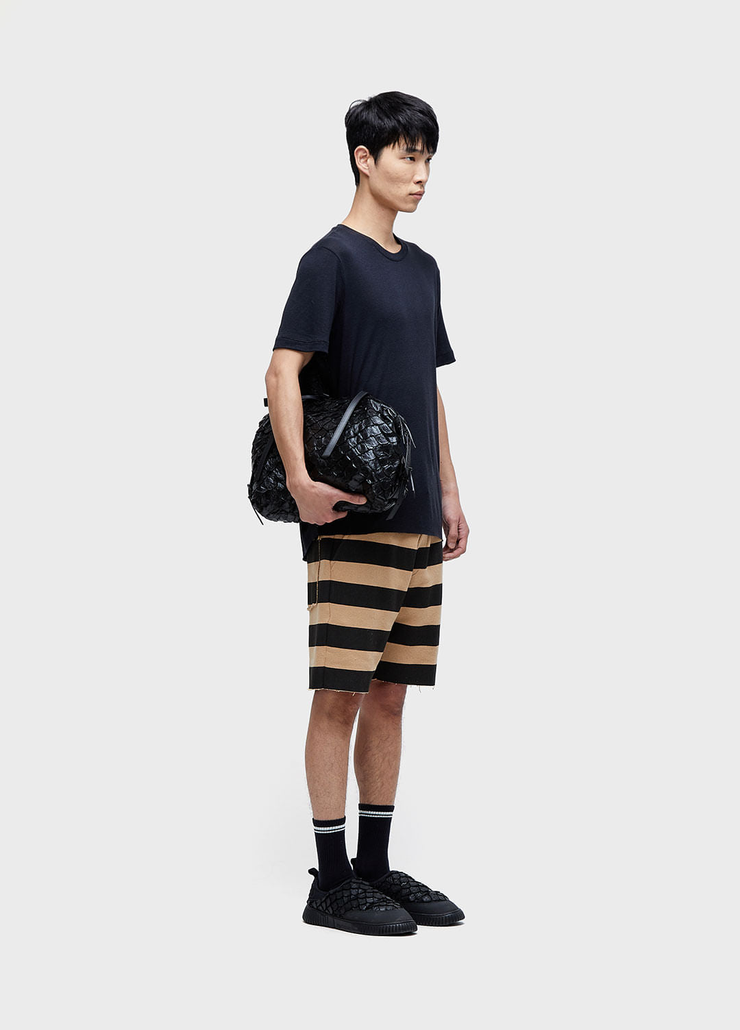 OVERSIZED STRIPED CASUAL BERMUDA SHORTS