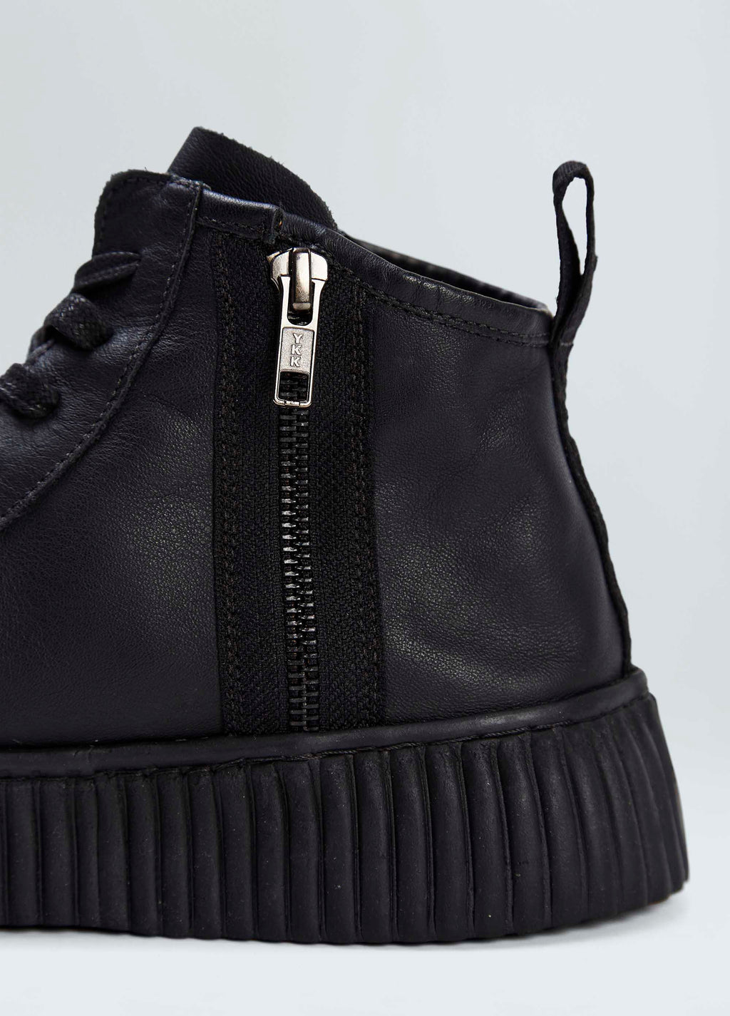 NEW GRIP LACES HIGH TOP SNEAKERS