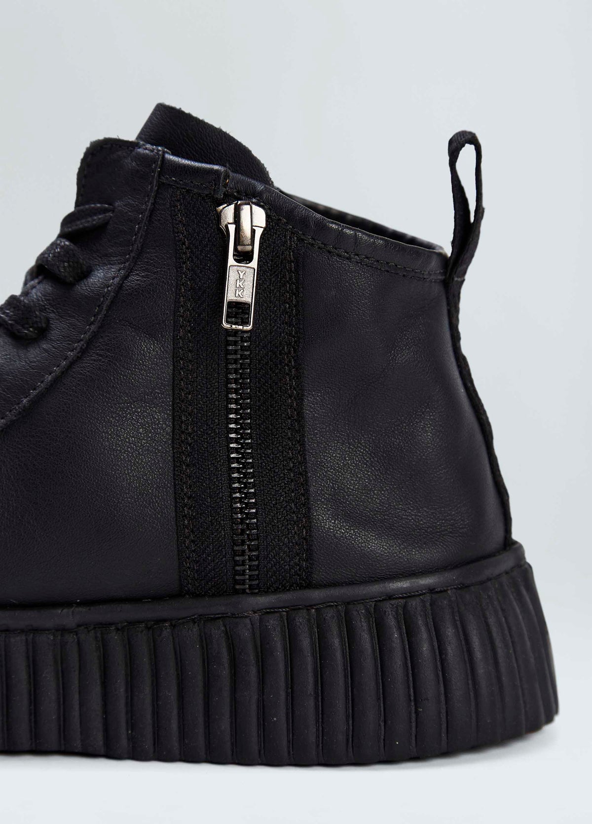 NEW GRIP LACES HIGH TOP SNEAKERS