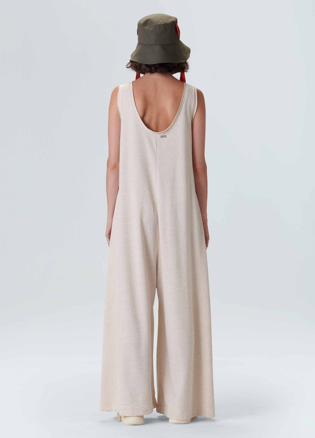 BALANCE SLEEVELESS JUMPSUIT
