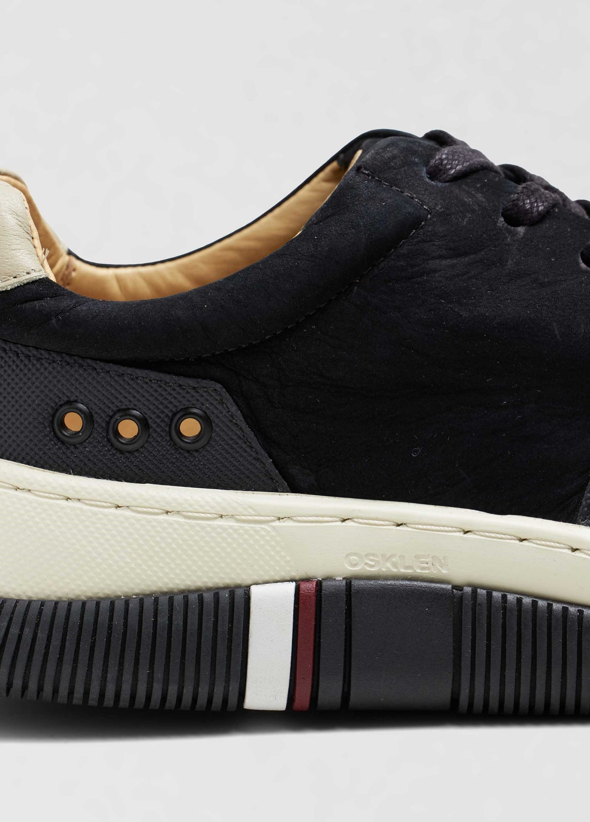HYBRID LACES NUBUCK SNEAKERS