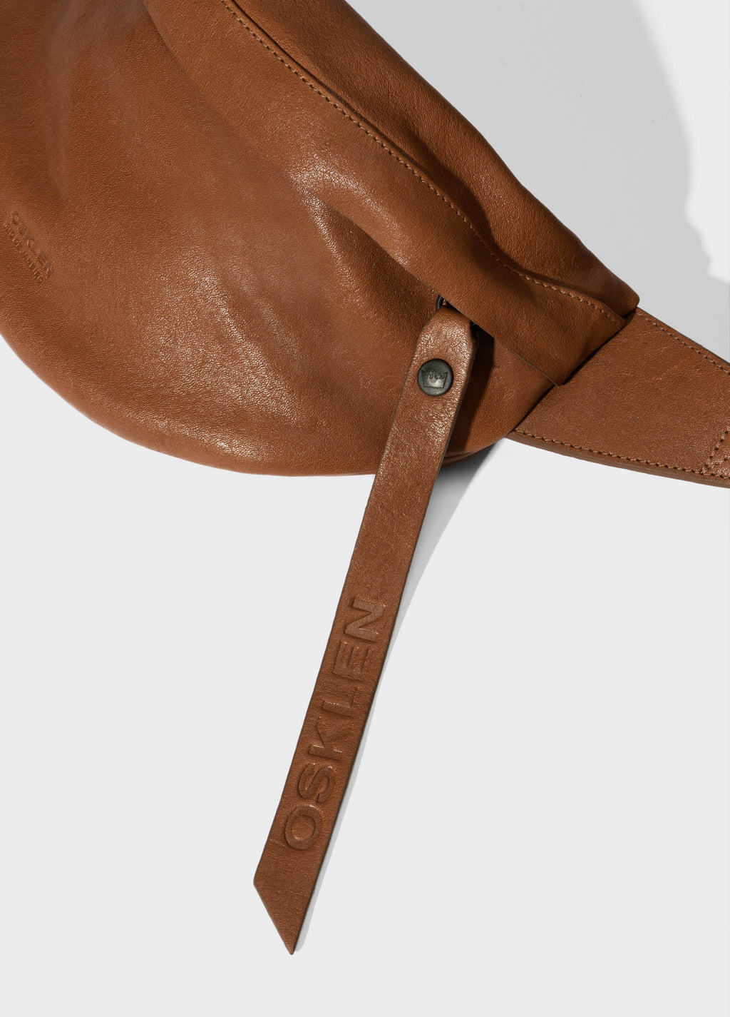 E-BASICS LEATHER FANNY PACK