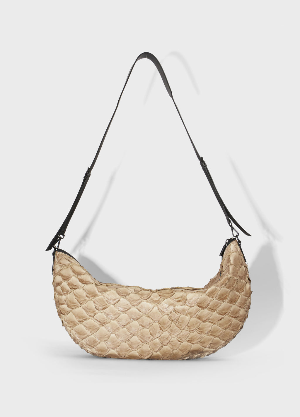 Andiroba Pirarucu Soft Bag Palha/Preto – Osklen – foto 7