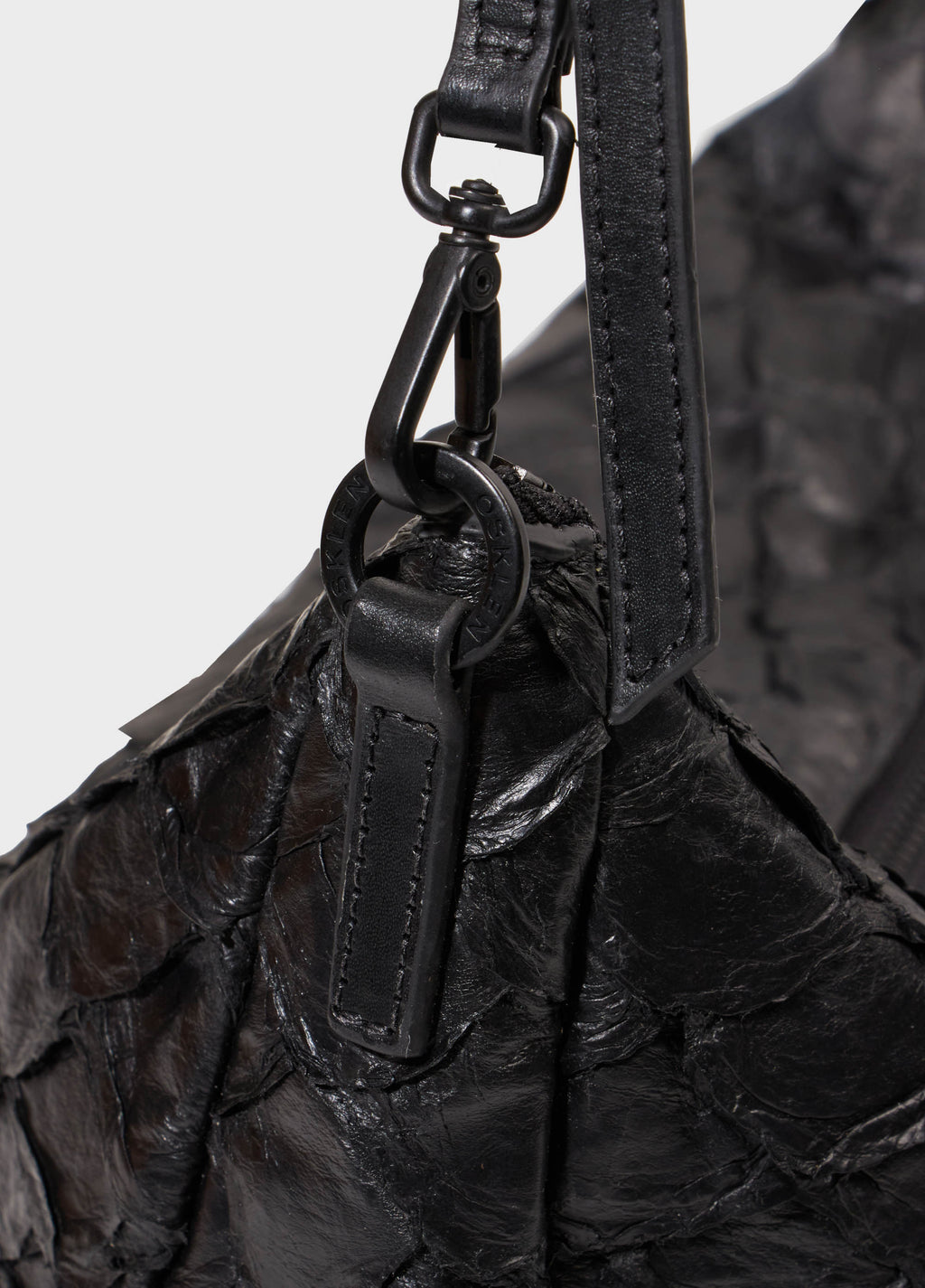 Andiroba Pirarucu Soft Bag Preto/Preto – Osklen – foto 3